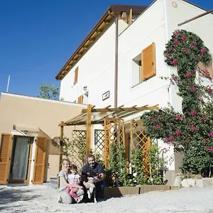 agriturismo-monaci-templari.hotelitalianriviera.com/