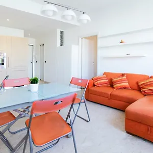 orange-apartment-bologna.emilia-romagnahotels.net/